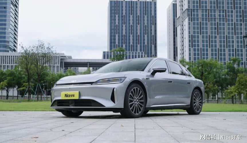 通勤代步亲测好用！重度使用风云A9L驾驶辅助之后，离不开了